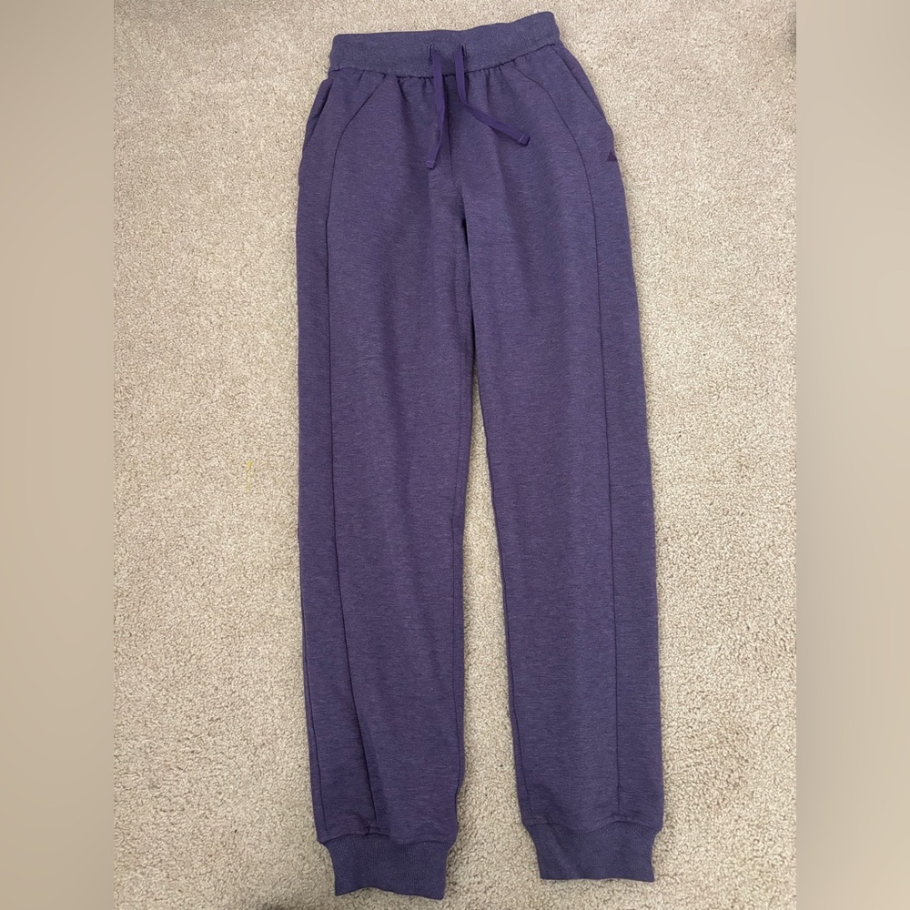 Women’s purple Vitality joggers size XS. Soft, comfy, athletic